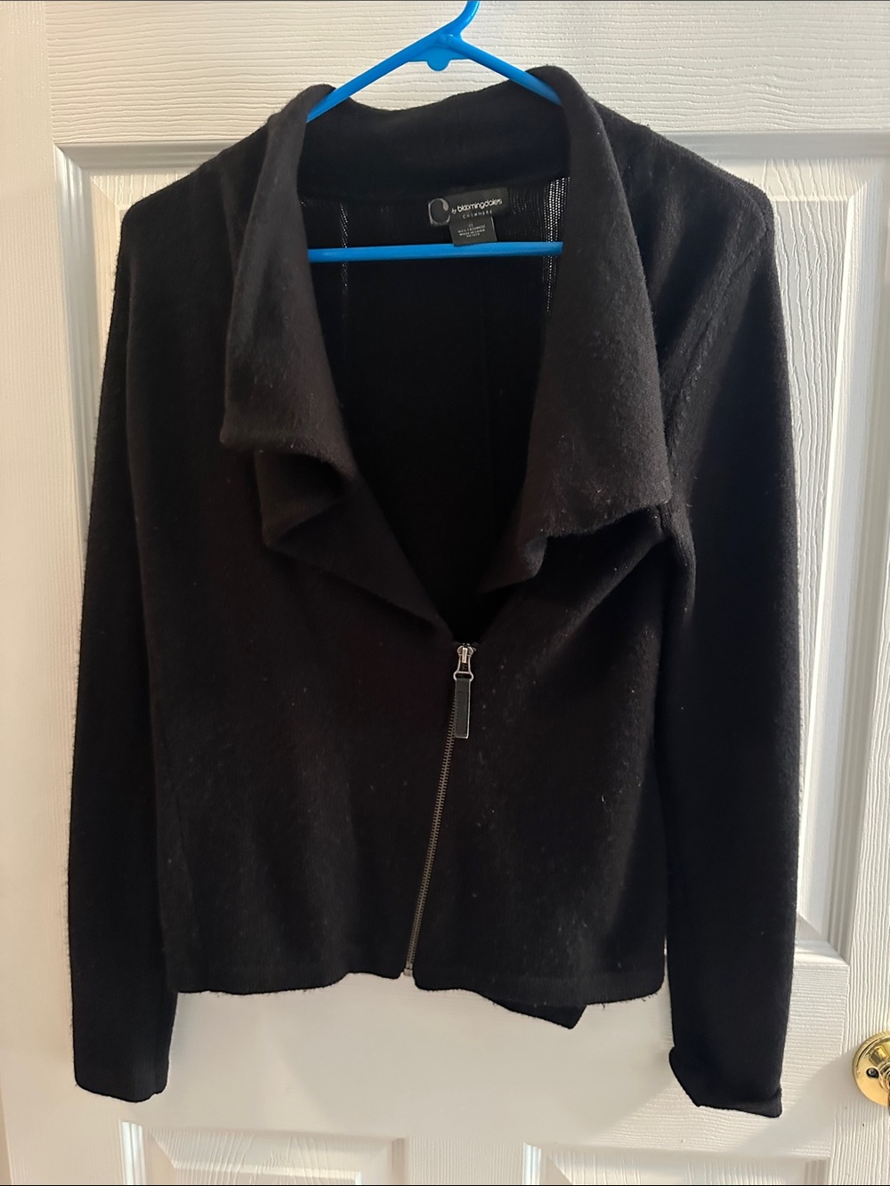 Bloomingdale’s Cashmere 100% Black Asymmetrical Zip Women's sweater Jacket